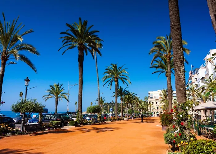 In Lloret Near Lloret Апартаменты Льорет-де-Мар